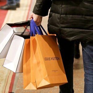 Meet your Posher, Justine